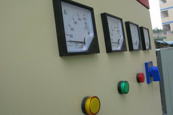 三河配电箱-3683讲讲配电箱的操作和检修步